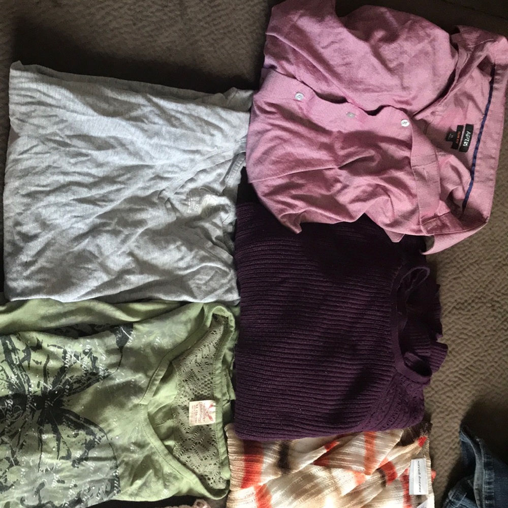 Size 18 jeans 3 pairs, xxL shirts, leggings xxL,